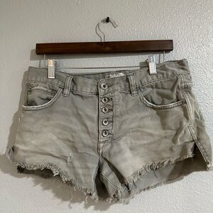 Free people butto. Fly distress shorts size 27